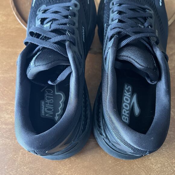 Brooks Adrenaline GTS 23 Supportive Womens 9.5 Black Road Running Shoes Sneakers - Picture 11 of 16